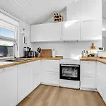 3 Bedroom Cozy In