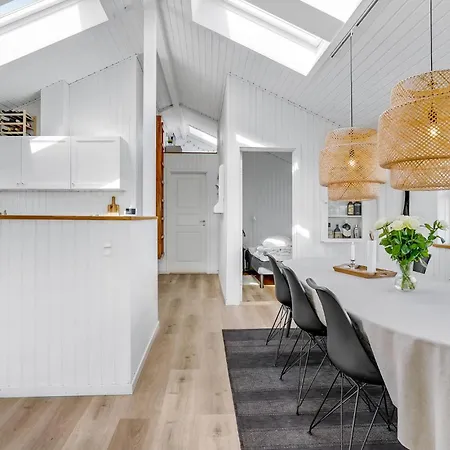 3 Bedroom Cozy In Casa de Férias